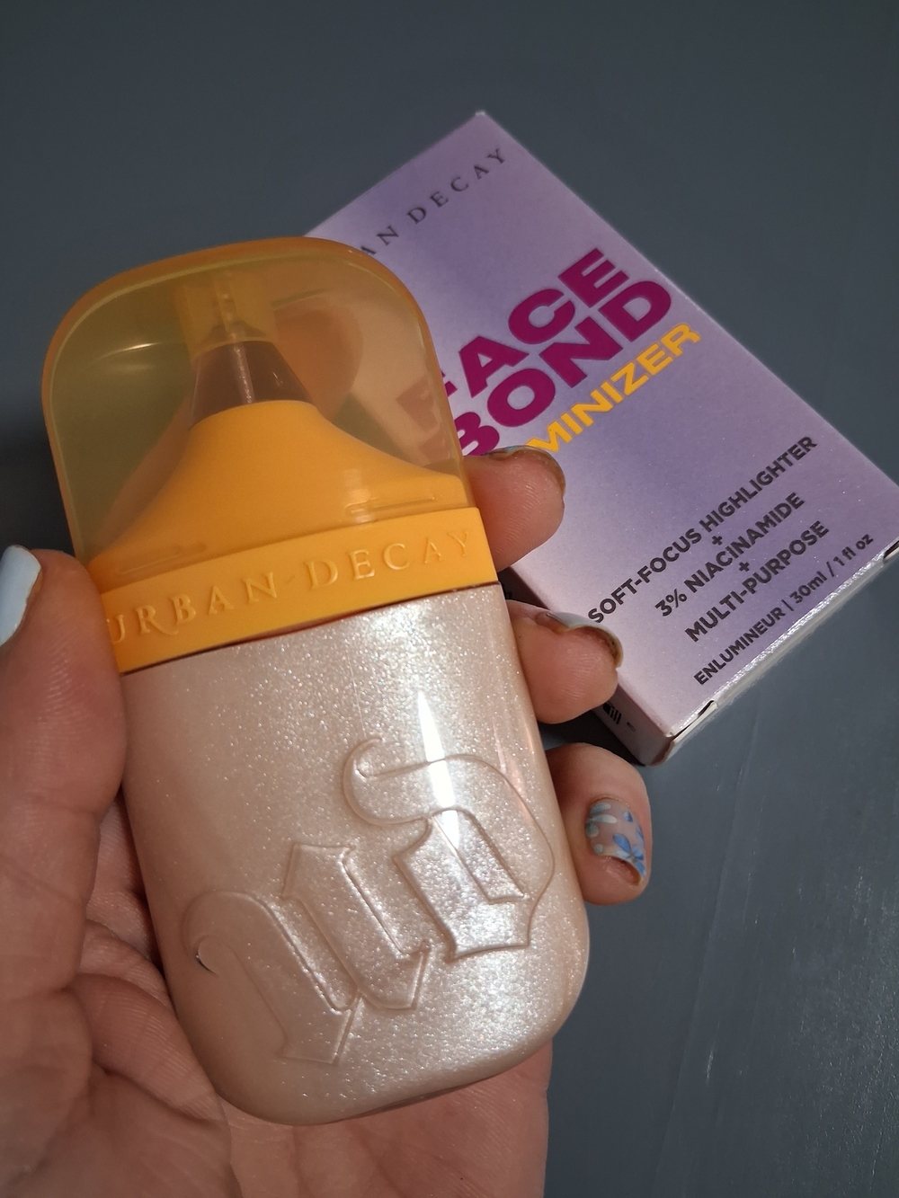 Urban Decay Face Bond Luminizer In Silver Lake